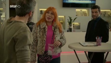 IQ 160: Όλοι Οι Ύποπτοι Στο Κάδρο