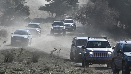 Hellas Jeep Club: Ραντεβού στην Αράχωβα