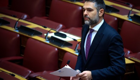 ΣΥΡΙΖΑ: Αποχωρεί Και Ο Γιάννης Σαρακιώτης