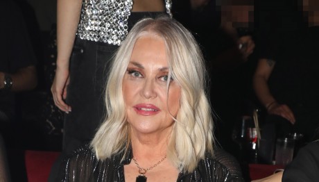 Ρούλα Κορομηλά