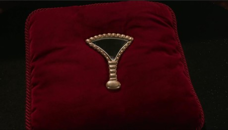 Ένα αντικείμενο του οίκου Ζολώτα πραγματικό «κόσμημα» στο Cash or Trash!