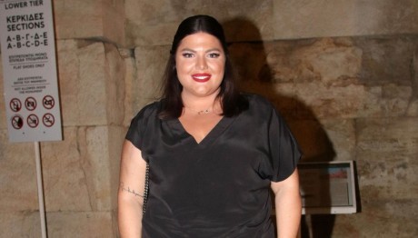 Mπάρκα: Στόλισε Χριστουγεννιάτικο Δέντρο