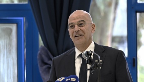 Δένδιας: Σχεδιάζεται το Αντυπυραυλικό τείχος για τη θωράκιση