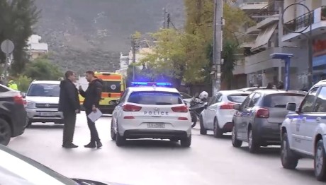 Πυροβολισμοί Στη Γλυφάδα - Δύο Νεκροί Και Ένας Τραυματίας