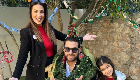 Χατζίδου - Παύλου: Στο σχολείο της κόρης τους