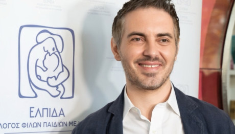 Χατζηγιάννης: Στήριξε το bazaar του Σωματείου «ΕΛΠΙΔΑ»