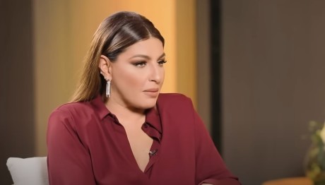 Έλενα Παπαρίζου