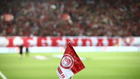 Πρώην τεχνικός του Ολυμπιακού αναλαμβάνει ομάδα της PL;