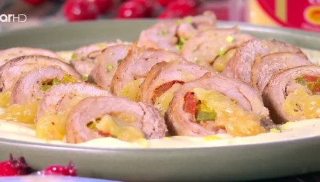 Συνταγή για χοιρινά ρολάκια με τυρί