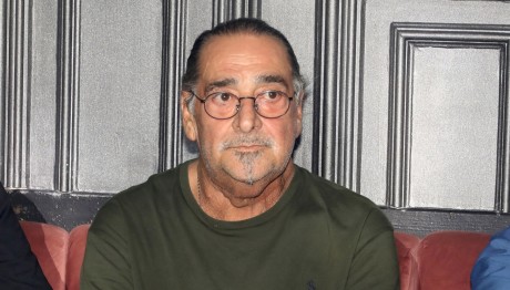 Βασίλης Καρράς