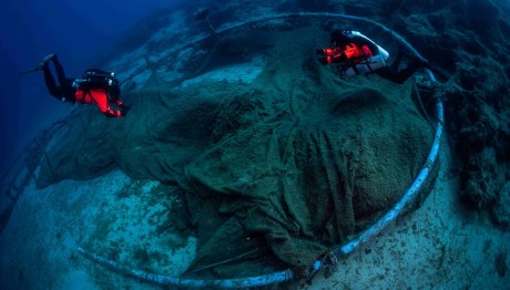 Η Hyundai καθαρίζει την θάλασσα