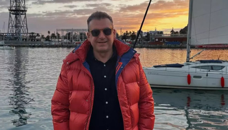 Λιάγκας: Αγκαλιά Με Τους Γιους Του Στη Βαρκελώνη