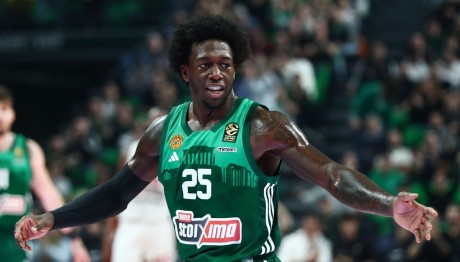 Κέντρικ Ναν