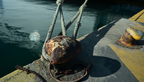 Μηχανική βλάβη σε πλοίο με 182 επιβάτες - Επιστρέφει στον Πειραιά