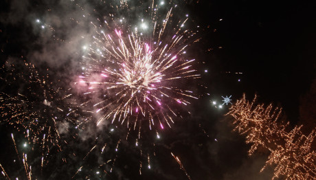 Με αθόρυβα πυροτεχνήματα θα γίνει η αλλαγή του χρόνου στο Σύνταγμα