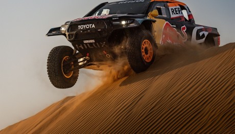 TOYOTA GAZOO Racing: Δηλώνει πανέτοιμη για το Dakar Rally 2025