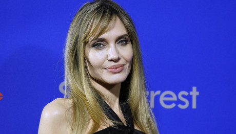 Tζολί: Η Δημόσια Εμφάνιση Μετά Το Διαζύγιο