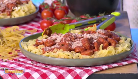 Συνταγή Για Χυλοπίτες Με Λουκάνικο