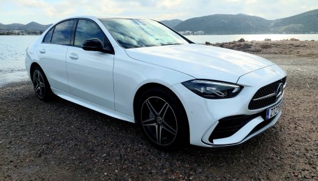 Test drive: Μercedes C 300 e 