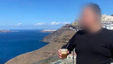 Άλιμος: Έστελνε Ερωτικά Μηνύματα Και Σε Άλλη Ανήλικη