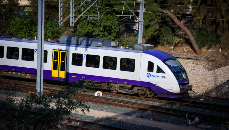 Προαστιακός: Παντογράφος Συρμού Εκτοξεύτηκε Σε Αποβάθρα