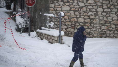Καιρός: Νέο Έκτακτο Δελτίο - Επιμένουν Καταιγίδες Και Χιόνια