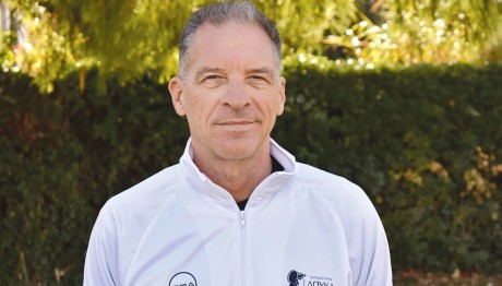 Λάκης Γκούφας