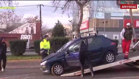 Χαϊδάρι: Καραμπόλα Τριών Αυτοκινήτων