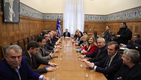 ΠΑΣΟΚ: Τον Τάσο Γιαννίτση Προτείνει Για Πρόεδρο Δημοκρατίας