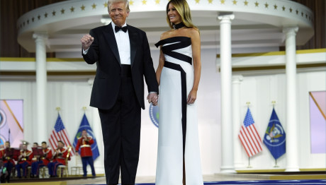 Ντόναλντ Τραμπ: Ο Πρώτος Χορός Με Τη Μελάνια