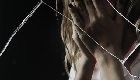 Συνελήφθη Γυναίκα Στρατιωτικός Για Ενδοοικογενειακή Βία