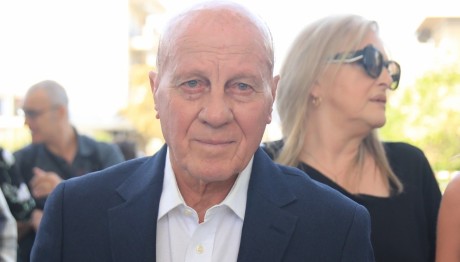 Μίμης Δομάζος: Έπαθε Ανακοπή