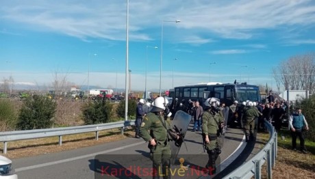 Επεισόδια Με Αγρότες Και ΜΑΤ
