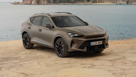 CUPRA E-hybrid: Νέες τιμές για όλα τα μοντέλα