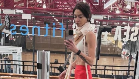 Σοφία Καρβέλα