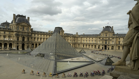 Μουσείο Λούβρου: Χρειάζεται Ριζική Ανακαίνιση