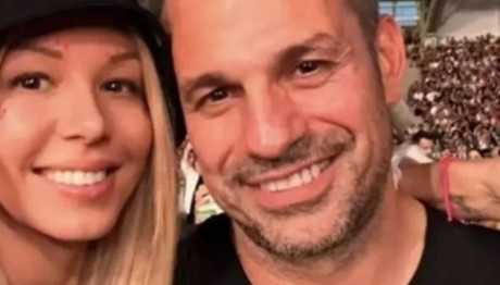 Νικολαΐδης - Νικολαΐδου: Το Σπάνιο Κλικ Από Το Σπίτι Τους