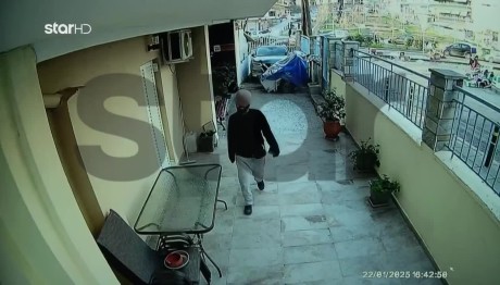Έβαλε Να Διαρρήξουν Το Σπίτι Του Για Τους Κωδικούς