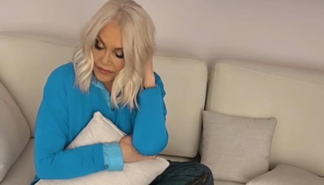 Ρούλα Κορομηλά