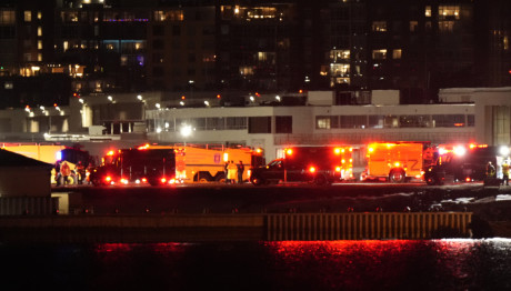 Ουάσιγκτον: Αεροπλάνο Συγκρούστηκε Με Ελικόπτερο Στον Αέρα