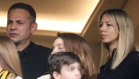 ΝΤΕΜΗΣ ΝΙΚΟΛΑΙΔΗΣ- ΑΛΕΞΑΝΔΡΑ ΝΙΚΟΛΑΙΔΟΥ