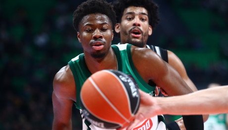 Γιατί τέθηκε εκτός ο Κώστας Αντετοκούνμπο