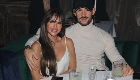 Πασχάλη: Βραδινή Έξοδος Με Τον Σύντροφό Της, Νίκο Πάττα