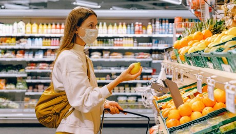 Λαγκάρντ: Σταθερότητα τιμών, αλλά στα σημερινά υψηλά επίπεδα