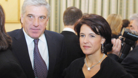 Γιάννος Παπαντωνίου: Η Φυλακή Κι Οι Γυναίκες Της Ζωής Του