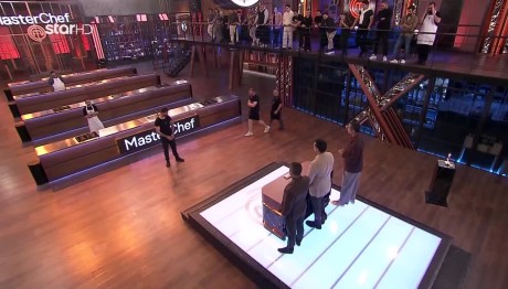 Διπλή Αποχώρηση Με Δάκρυα Στο MasterChef