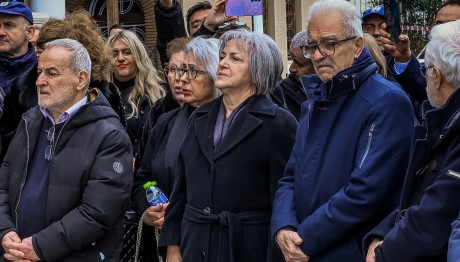 Βασίλης Καλογήρου: Η Μητέρα Δε Συνδέει Το Θάνατο Με Τα Τέμπη