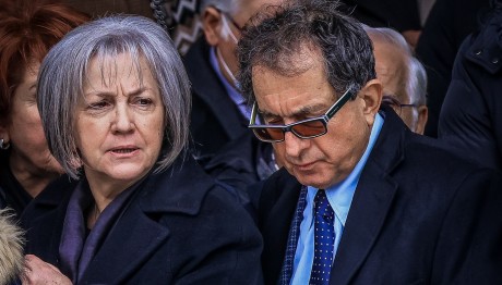 Βασίλης Καλογήρου: Εκτός Ερευνών Ζήτησε Να Βγει Η Λεονταρή