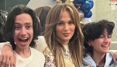 Τζένιφερ Λόπεζ