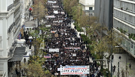 Τέμπη: Κλειστοί Δρόμοι Σε Αθήνα - Θεσσαλονίκη Λόγω Πορείας